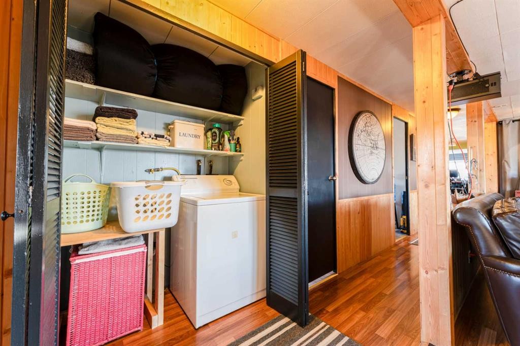 104 2Nd Street, Warner, AB - Indoor Photo Showing Laundry Room