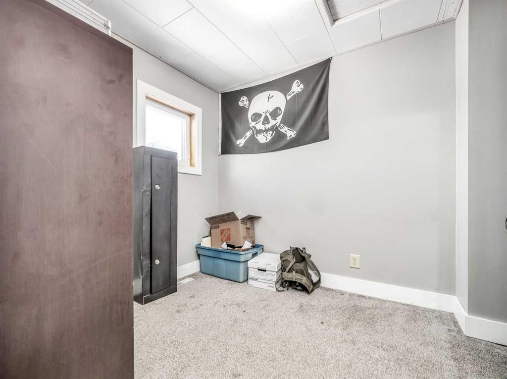 1708 21 Avenue, Coaldale, AB - Indoor Photo Showing Other Room