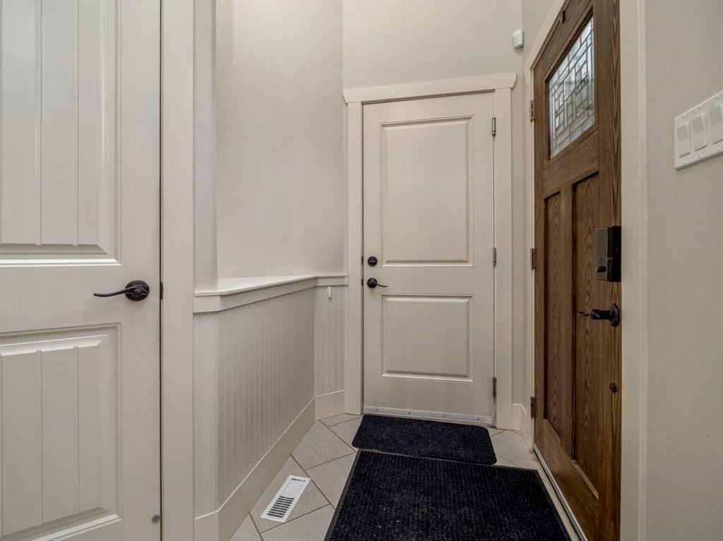 453 Westgate Crescent, Coaldale, AB - Indoor Photo Showing Other Room