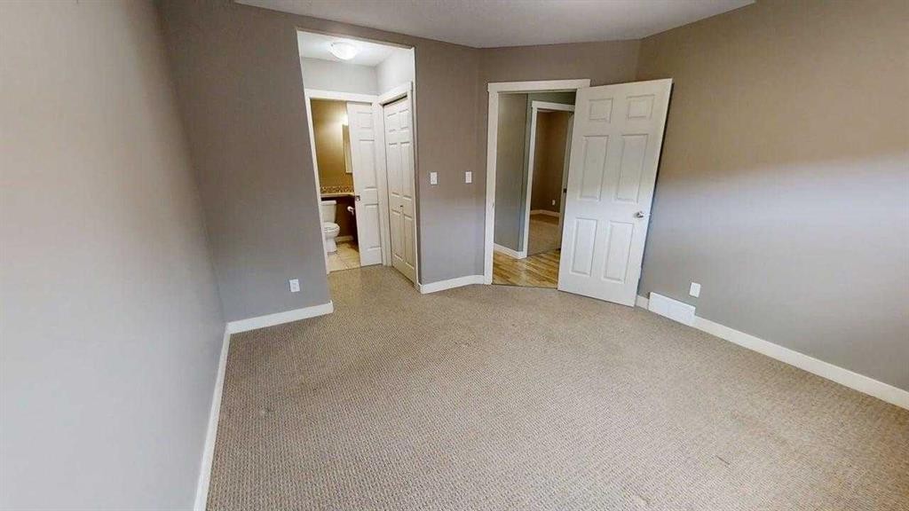 633 48 Avenue, Coalhurst, AB - Indoor Photo Showing Other Room