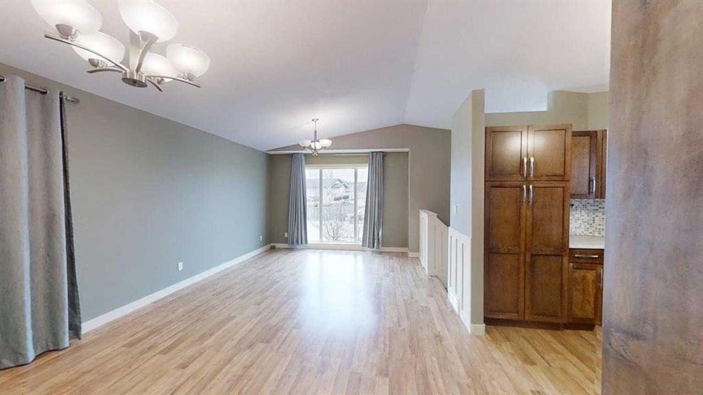 633 48 Avenue, Coalhurst, AB - Indoor Photo Showing Other Room