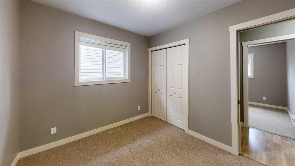 633 48 Avenue, Coalhurst, AB - Indoor Photo Showing Other Room