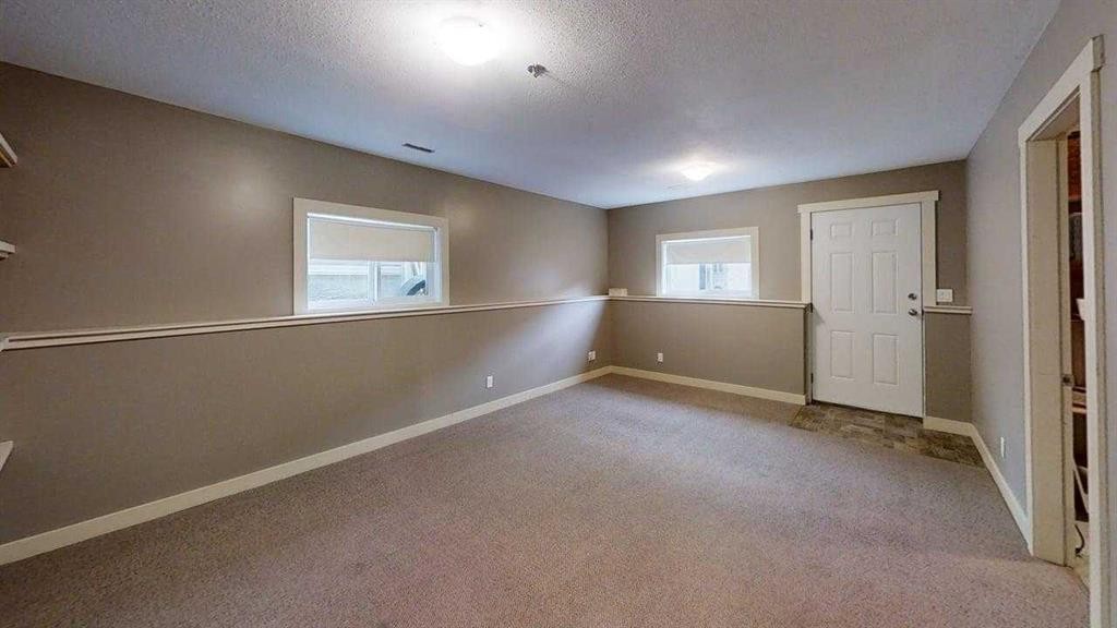 633 48 Avenue, Coalhurst, AB - Indoor Photo Showing Other Room