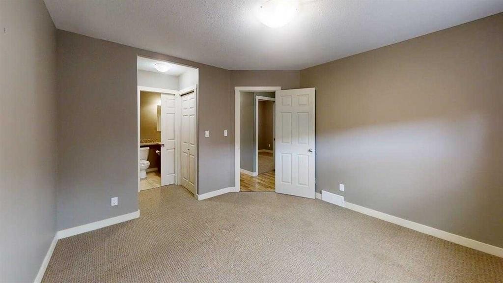 633 48 Avenue, Coalhurst, AB - Indoor Photo Showing Other Room
