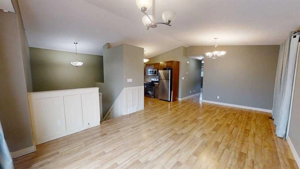 633 48 Avenue, Coalhurst, AB - Indoor