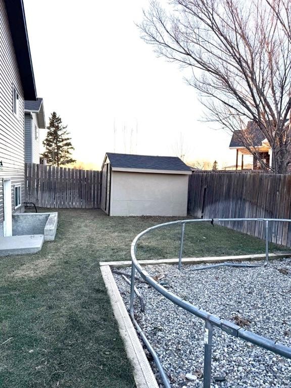 633 48 Avenue, Coalhurst, AB - Outdoor