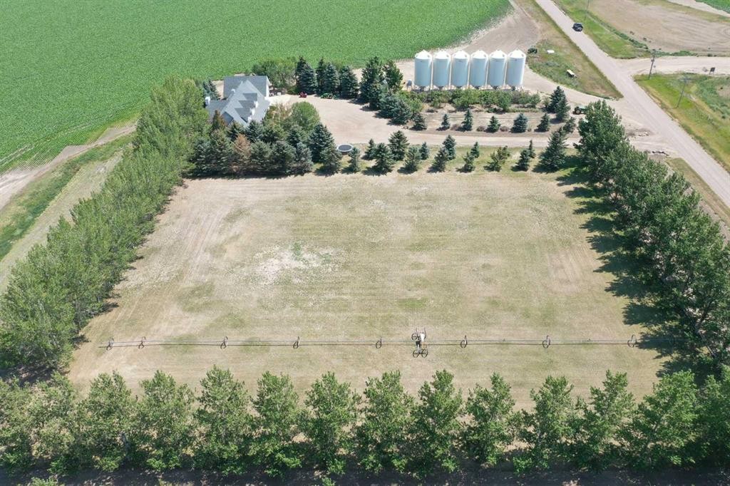 161078 Twp 132 Road, Vauxhall, AB - Outdoor With View