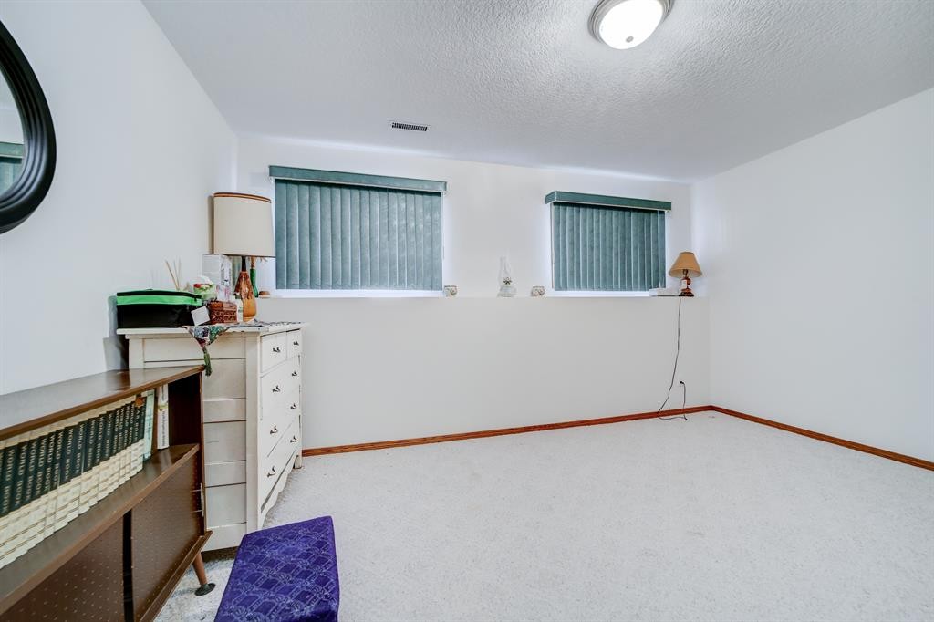 161078 Twp 132 Road, Vauxhall, AB - Indoor Photo Showing Other Room