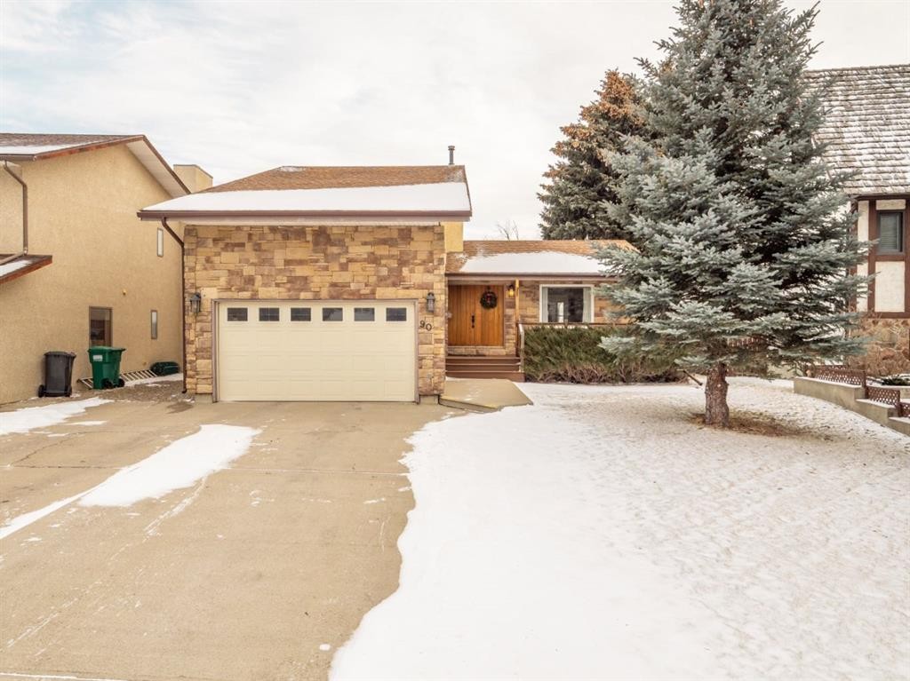 90 Chippewa Crescent West, Lethbridge, AB - Outdoor