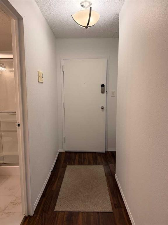 121-1237 4 Avenue South, Lethbridge, AB - Indoor Photo Showing Other Room