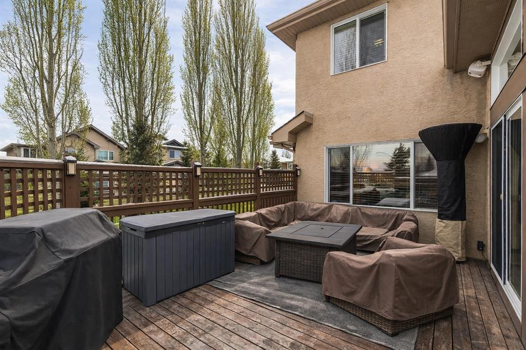 443 Everbrook Way Sw, Calgary, AB - Outdoor With Deck Patio Veranda With Exterior