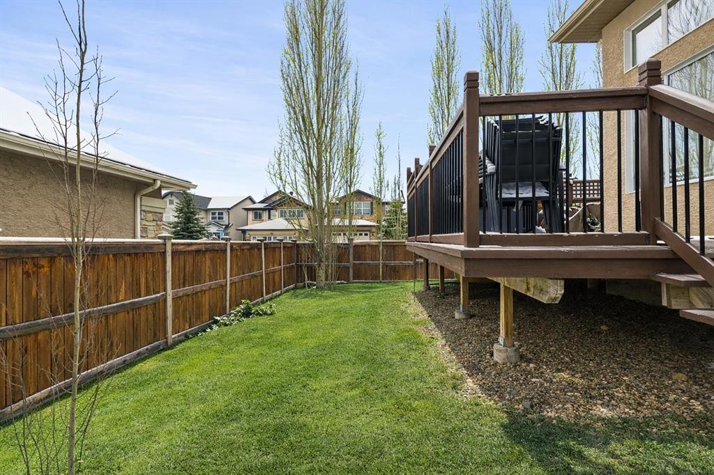 443 Everbrook Way Sw, Calgary, AB - Outdoor