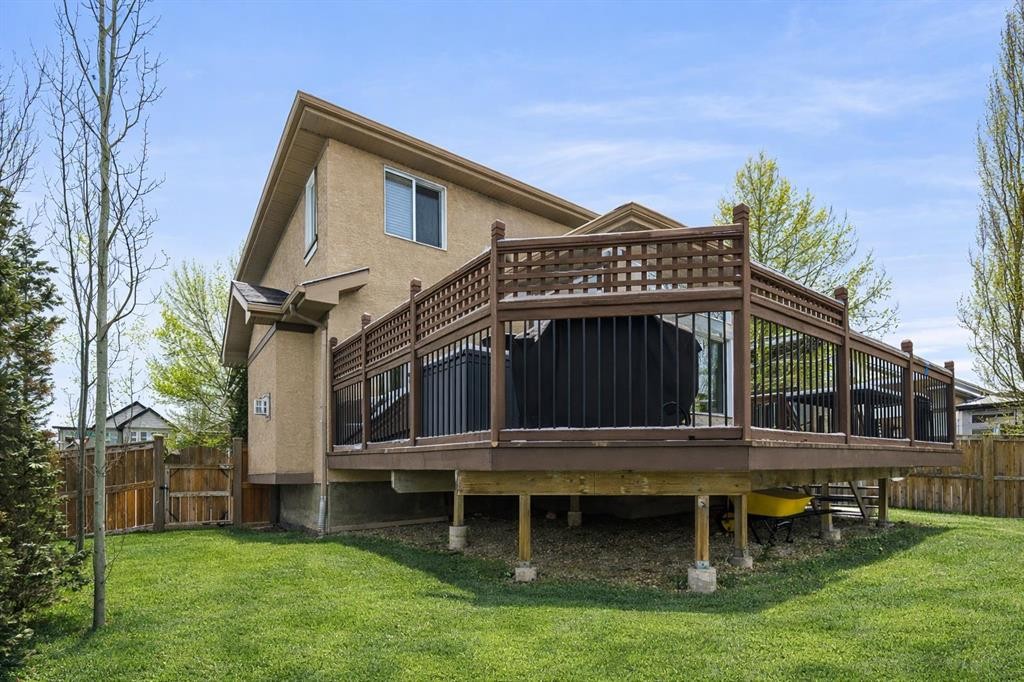 443 Everbrook Way Sw, Calgary, AB - Outdoor With Deck Patio Veranda