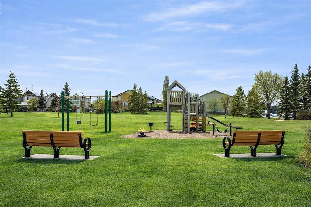 443 Everbrook Way Sw, Calgary, AB - Outdoor