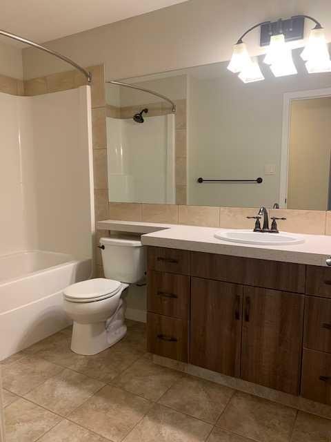 165 Lynx Road North, Lethbridge, AB