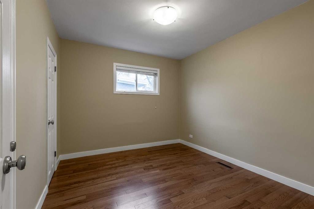 315 Dieppe Boulevard South, Lethbridge, AB - Indoor Photo Showing Other Room