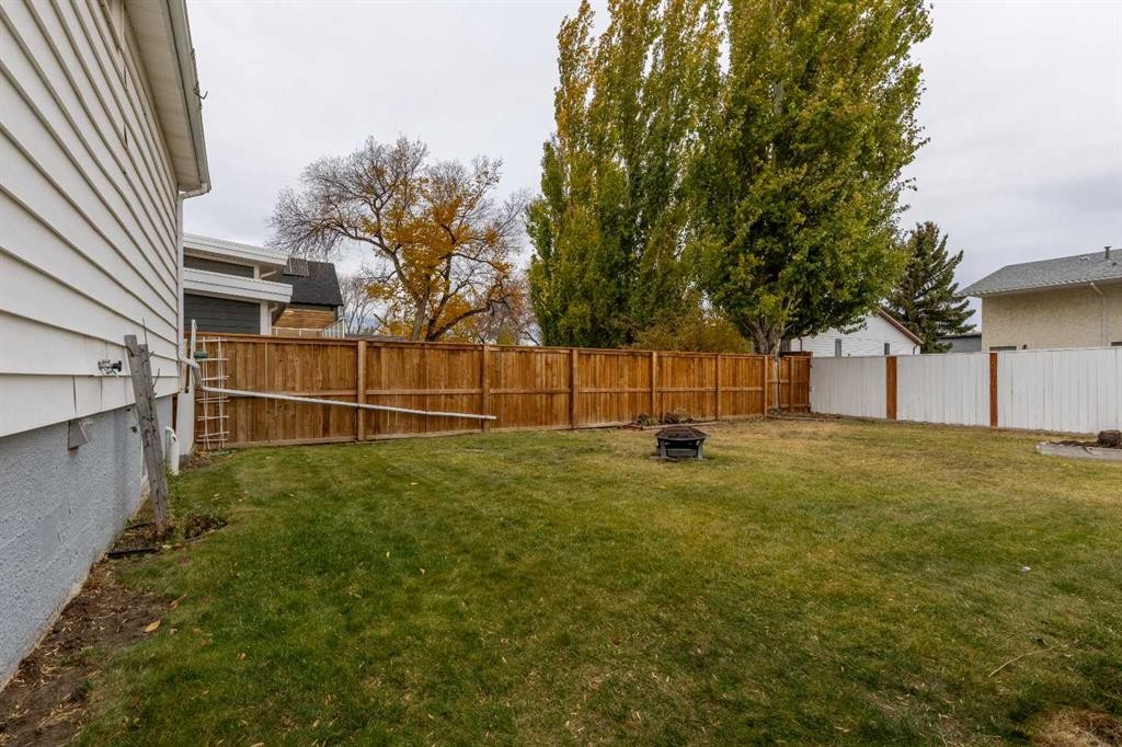 315 Dieppe Boulevard South, Lethbridge, AB - Outdoor
