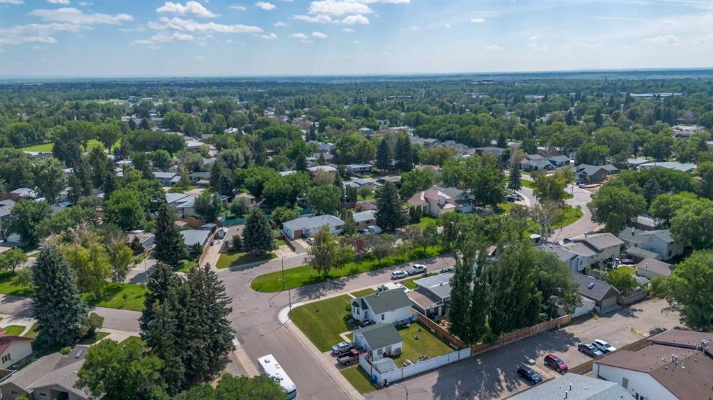 315 Dieppe Boulevard South, Lethbridge, AB - Outdoor With View