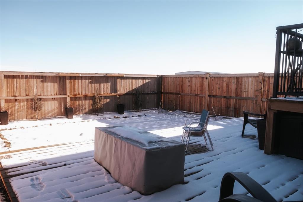 209 Blackwolf Place North, Lethbridge, AB - Outdoor