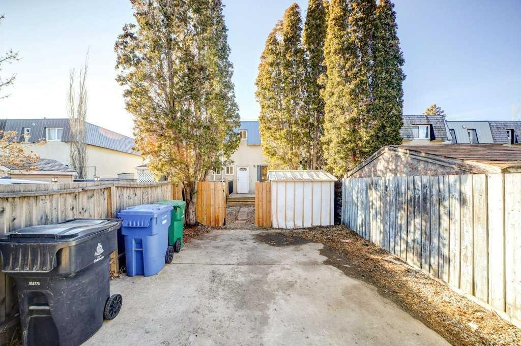 3511 Forestry Avenue South, Lethbridge, AB - Outdoor