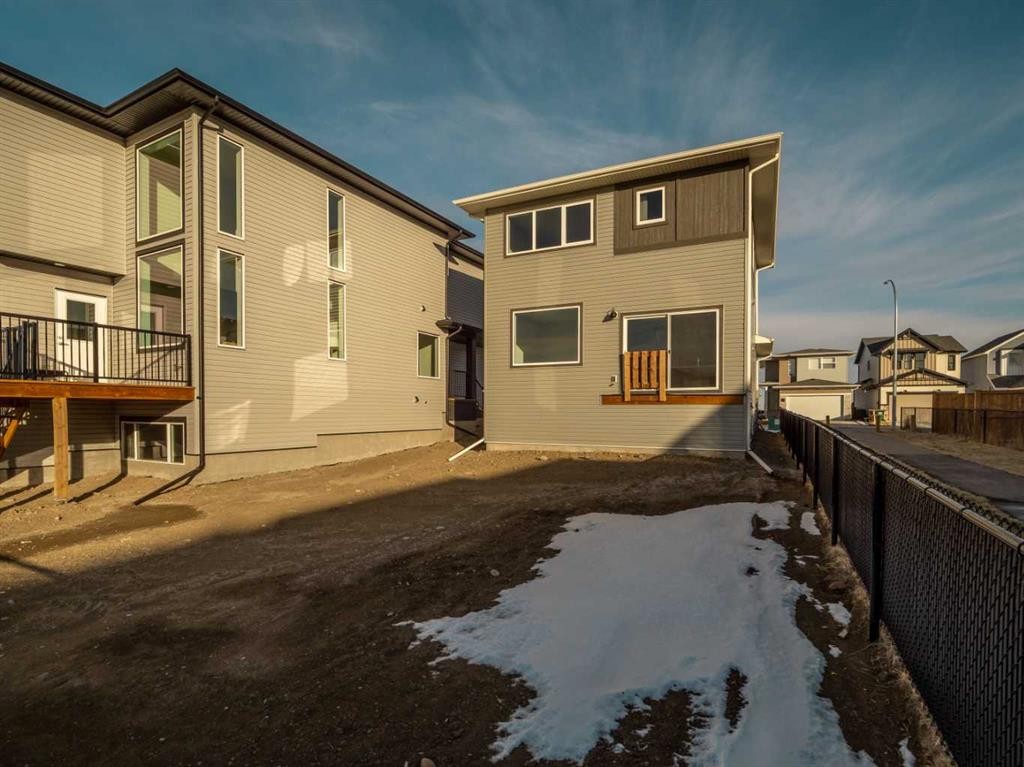 224 Blackwolf Place North, Lethbridge, AB
