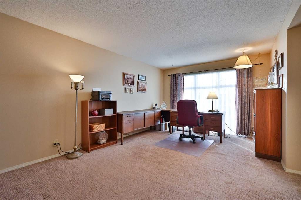 95 N 250 W, Raymond, AB - Indoor