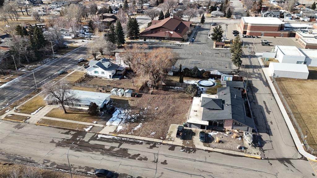 62 S 1 Street East, Magrath, AB