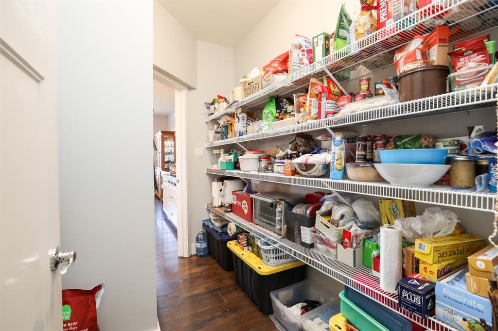 127 Westgate Drive, Coaldale, AB