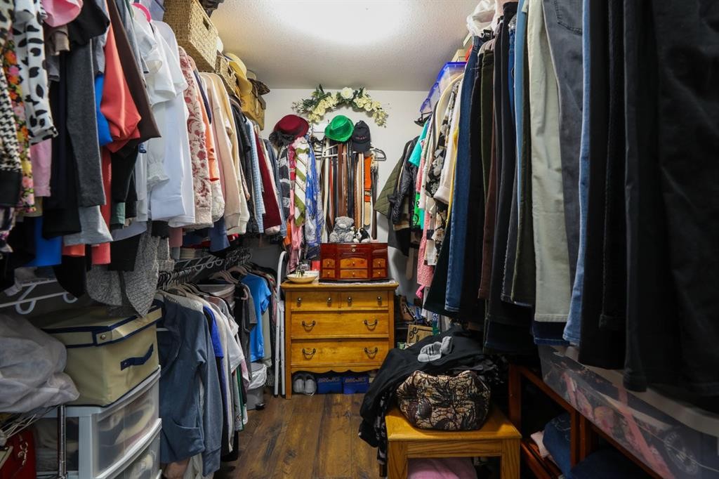 127 Westgate Drive, Coaldale, AB