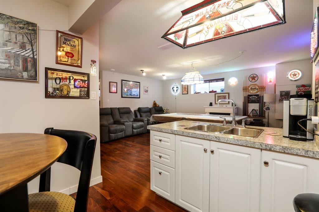 127 Westgate Drive, Coaldale, AB