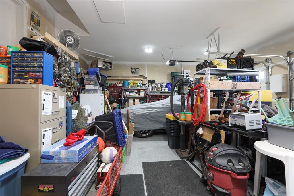 127 Westgate Drive, Coaldale, AB