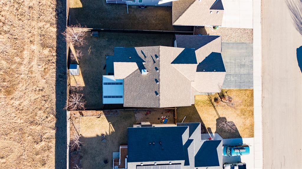 127 Westgate Drive, Coaldale, AB