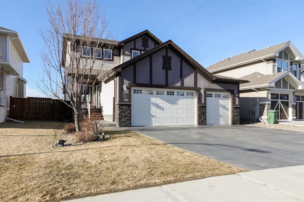 127 Westgate Drive, Coaldale, AB