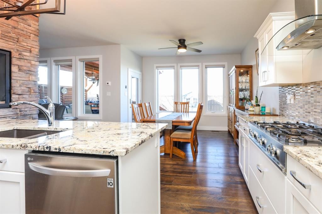 127 Westgate Drive, Coaldale, AB