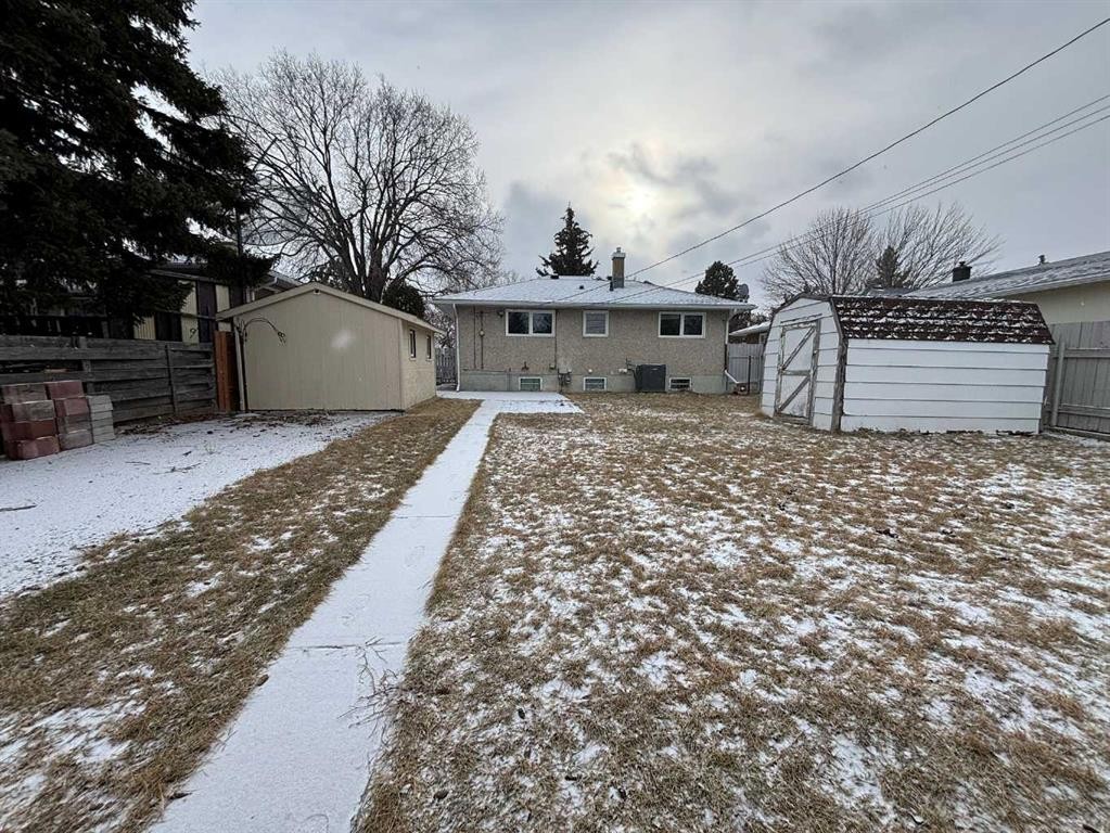 2407 5 Avenue North, Lethbridge, AB - Outdoor