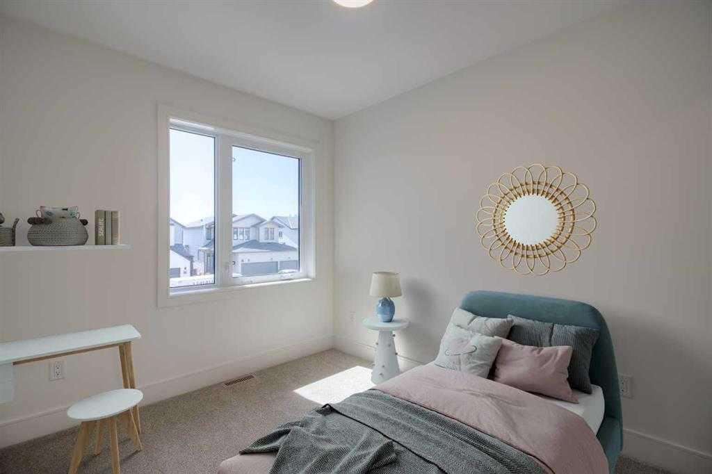 4333 28 Avenue South, Lethbridge, AB - Indoor Photo Showing Bedroom