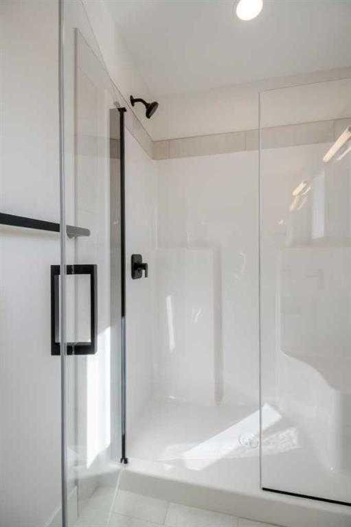 8603 25 Avenue, Coleman, AB - Indoor Photo Showing Bathroom