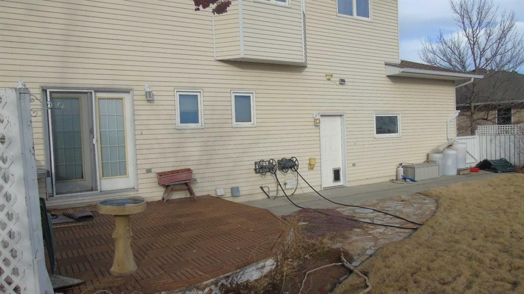 1604 7A Avenue, Fort Macleod, AB - Outdoor With Exterior