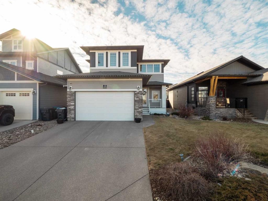 18 Northlander Road West, Lethbridge, AB - Outdoor With Facade