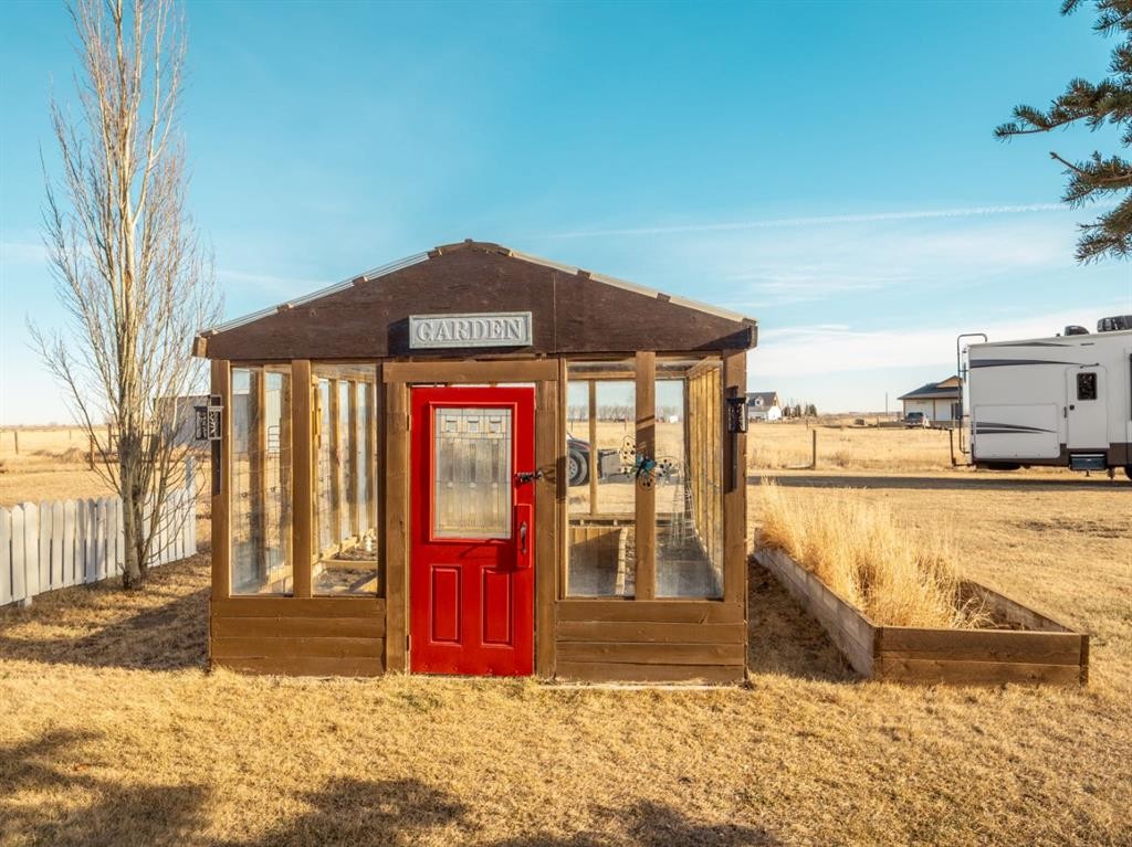 63 Deer Path Meadows, Fort Macleod, AB - Outdoor