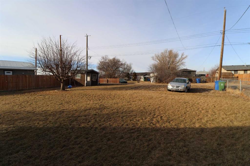 5009 41 Ave, Taber, AB - Outdoor