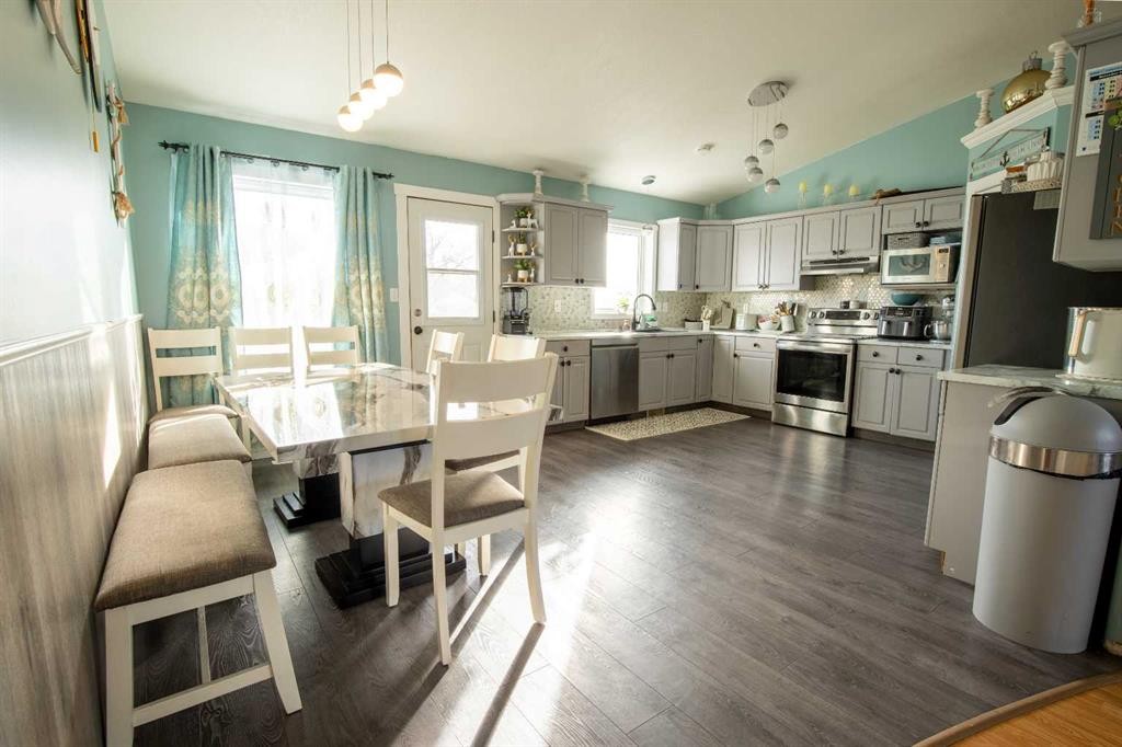 5018 42 Avenue, Taber, AB