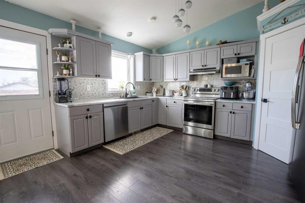 5018 42 Avenue, Taber, AB