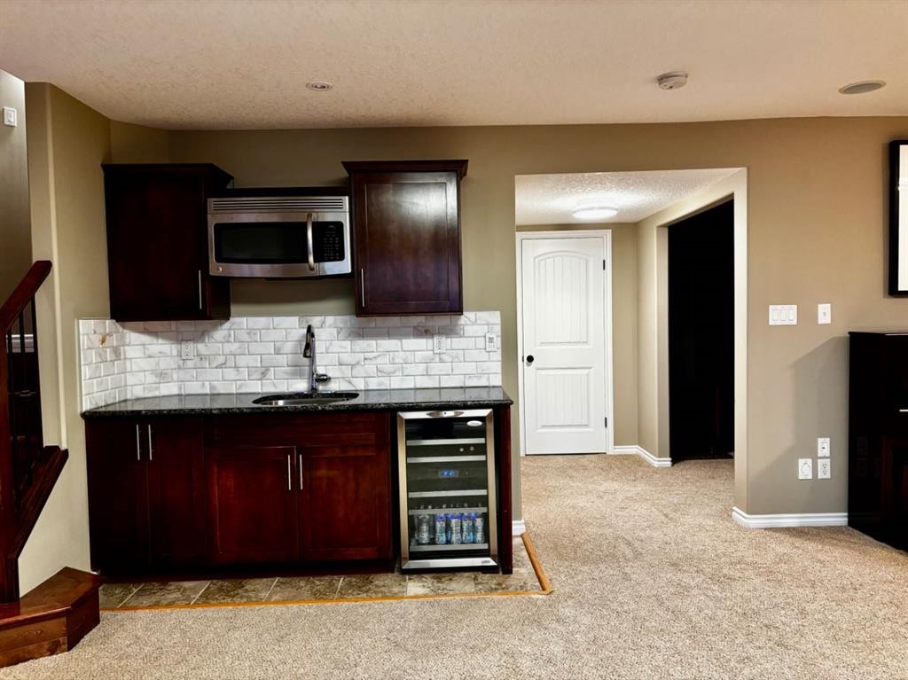 314 Couleesprings Terrace South, Lethbridge, AB - Indoor Photo Showing Other Room