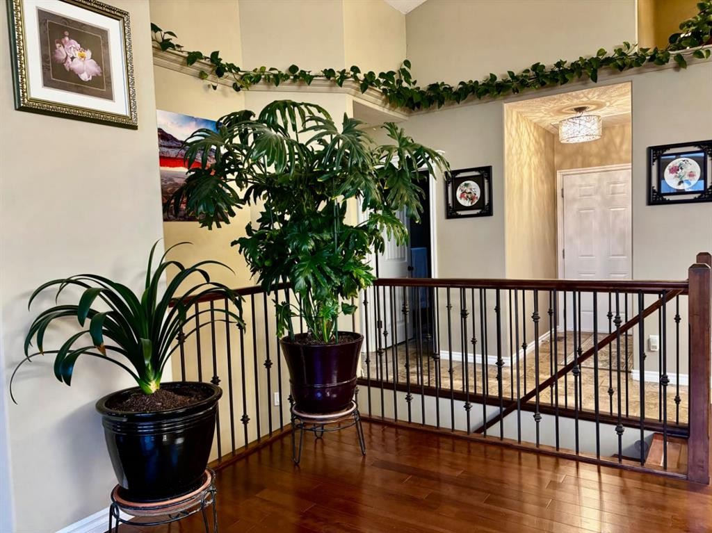 314 Couleesprings Terrace South, Lethbridge, AB - Indoor Photo Showing Other Room