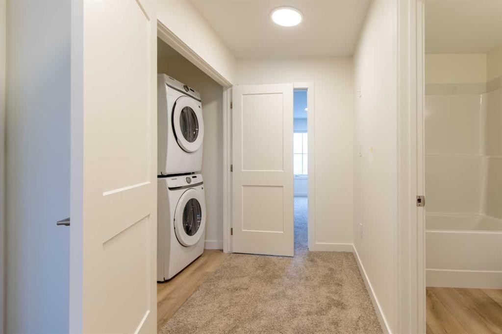 2817 16 Avenue, Coaldale, AB - Indoor Photo Showing Laundry Room