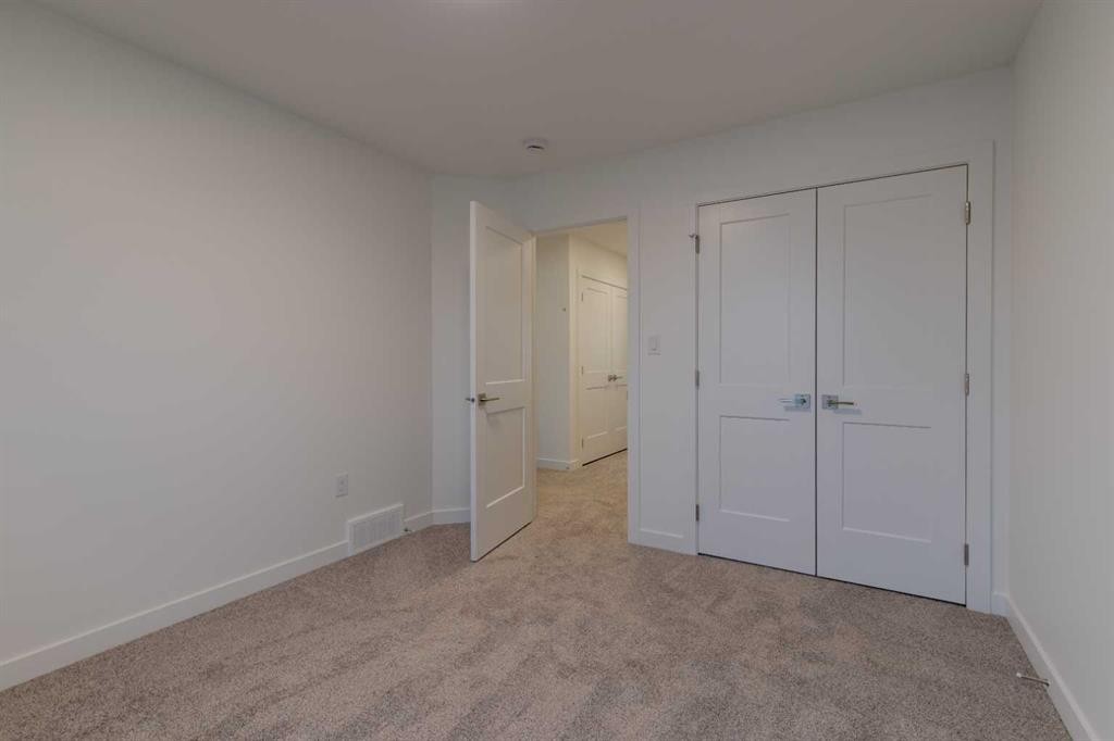 2817 16 Avenue, Coaldale, AB - Indoor Photo Showing Other Room