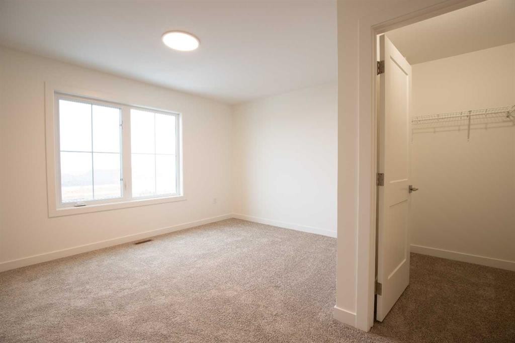 2817 16 Avenue, Coaldale, AB - Indoor Photo Showing Other Room