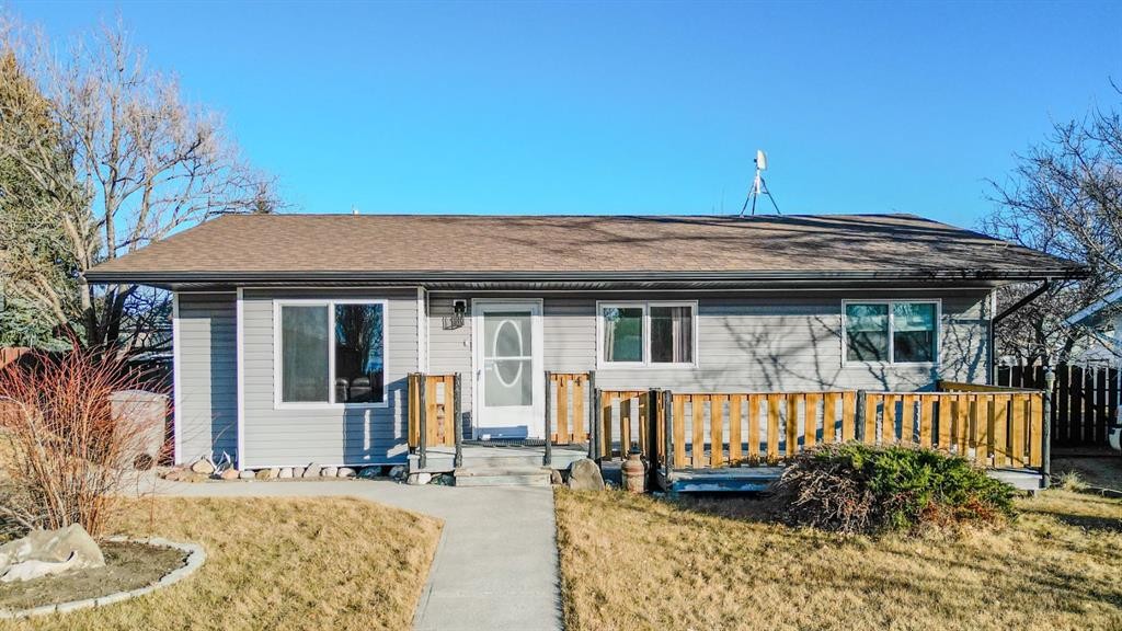 14 Mountview Place, Granum, AB - Outdoor