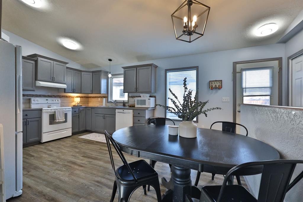 14 Mountview Place, Granum, AB - Indoor Photo Showing Other Room